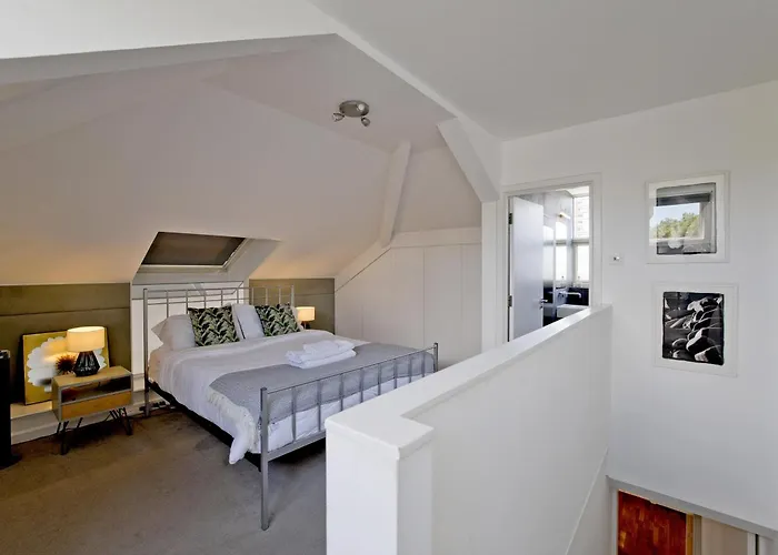 Old St Penthouse