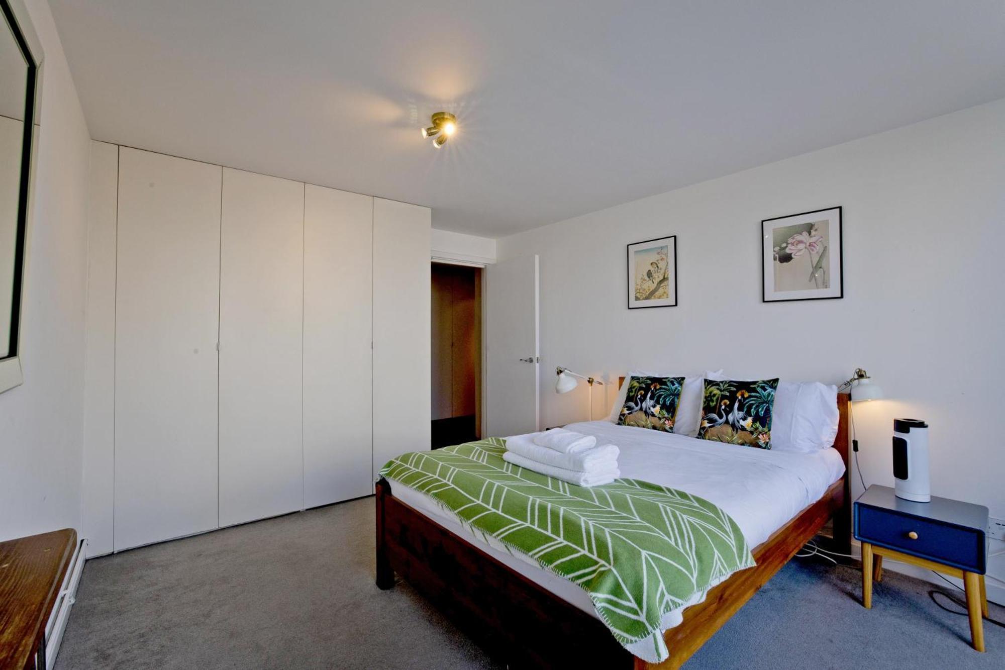 Apartment Old St Penthouse *