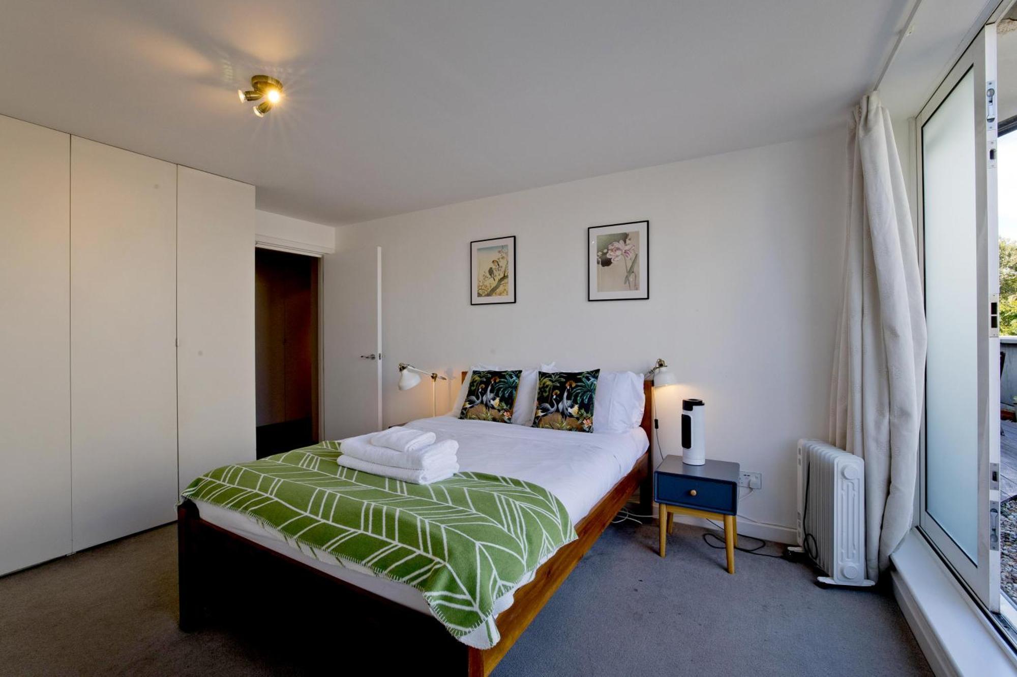 Old St Penthouse Apartment